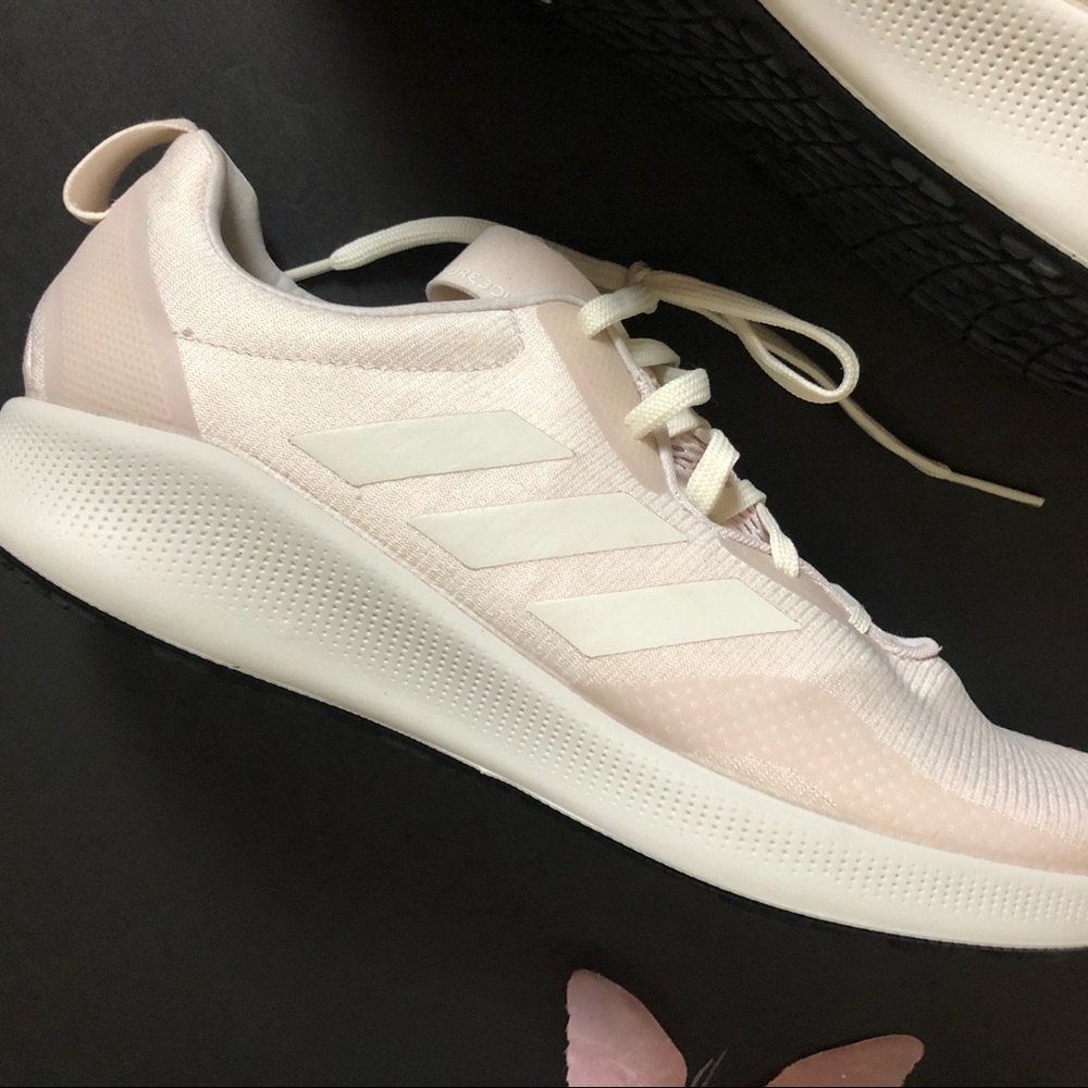 ADIDAS WOMEN’S BOOTS SIZE 10.5